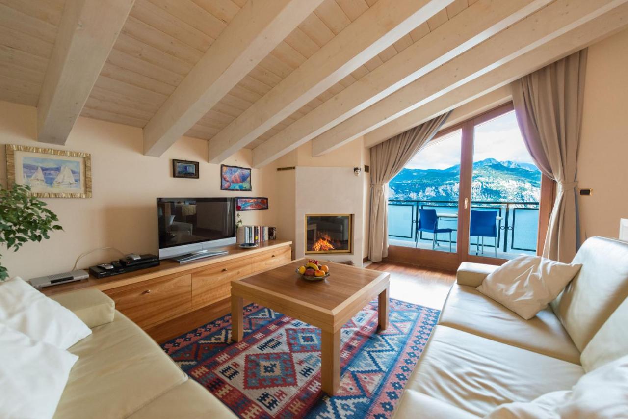 Villa Malcesine Exterior photo